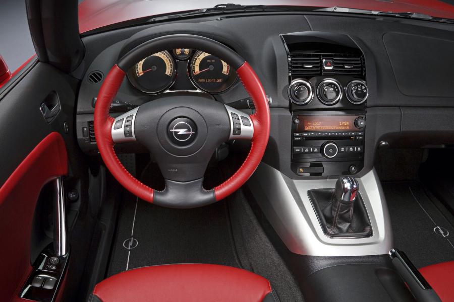  Opel GT 2007 года  (фото 81 из 111)